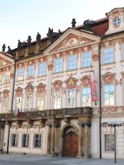 プラハ国立美術館・シュテルンベルク宮殿