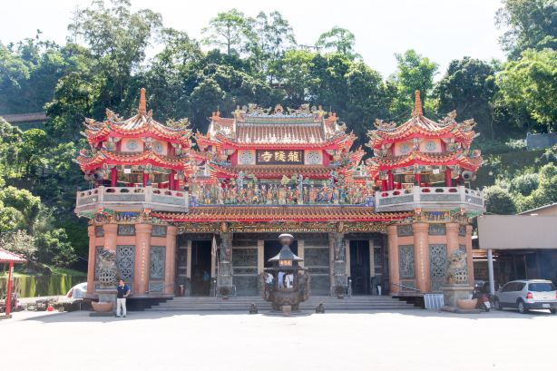 Longyin Temple