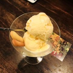 QUÁN BỤI - Original User Photo