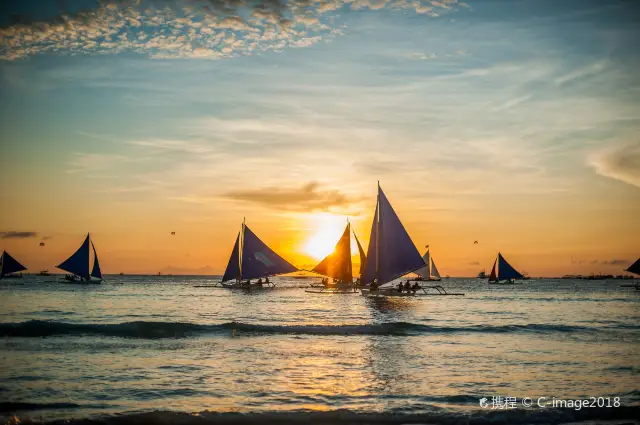 Sunset Sightseeing on Boracay Island