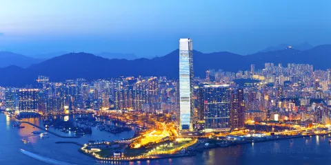 香港-太平山頂+維多利亞港+星光大道+天星小輪【精品包車遊】