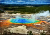 A Route to Explore Nature's Majesty: Travelling in Yellowstone Park