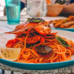 Cha Cha’s Beach Cafe. User Photo