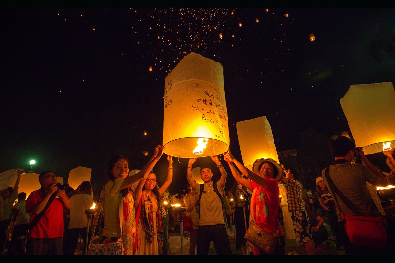 Yi Peng and Loy Krathong (Lantern Festival)