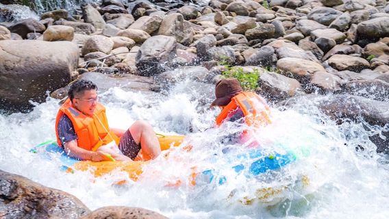 Zhebei Canyon Rafting