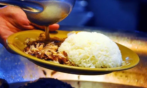 Chang Phueak Pork Leg Rice