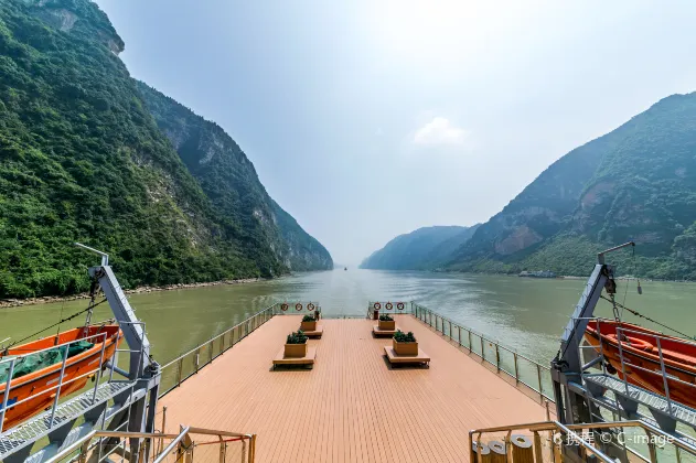 Разрешено размещения с домашними животными Отели в г. Ичан