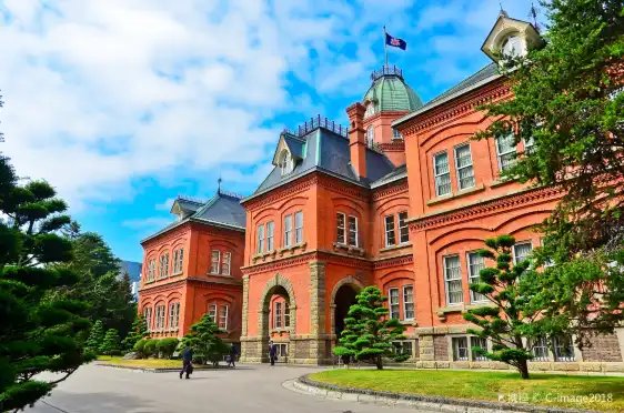 鄰近北海道廳舊本廳舍的酒店