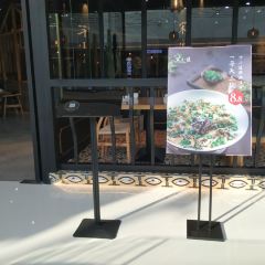宋小谨(南安中骏世界城店) User Photo