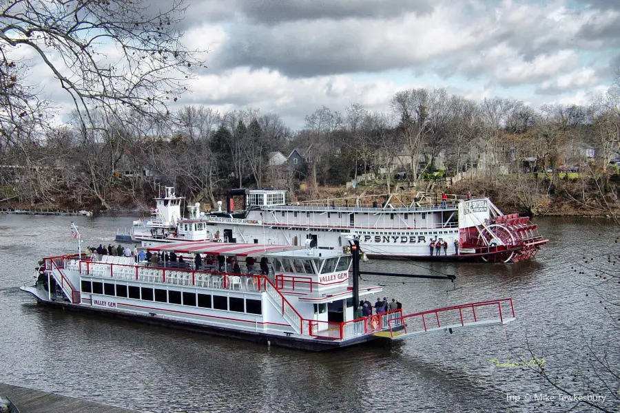 Valley Gem Sternwheeler