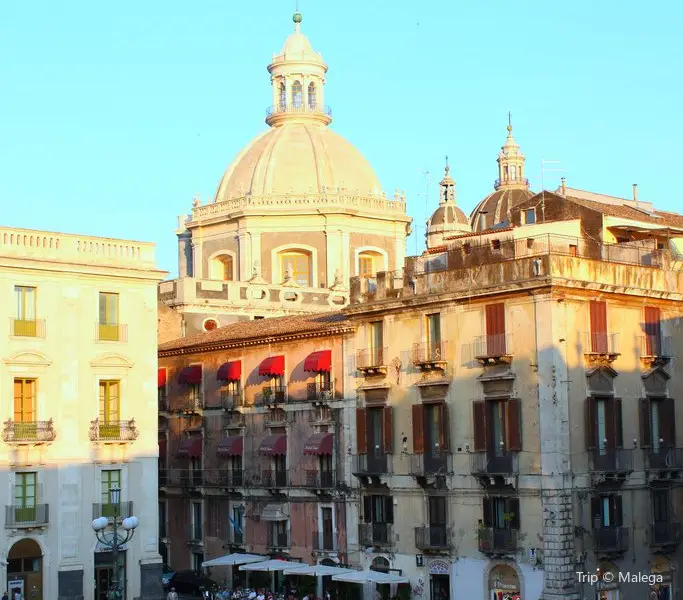 Piazza Università