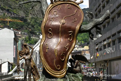Noblesa del temps - di Salvador Dalí