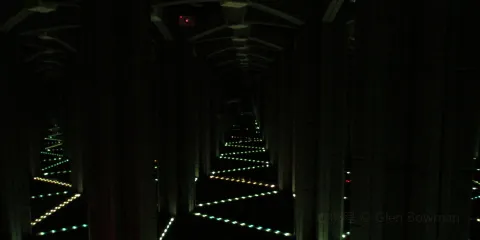 Ripley's Marvelous Mirror Maze