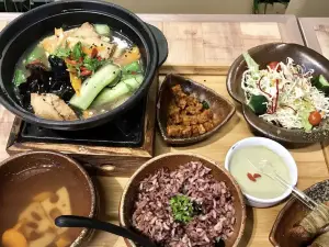 Restoran Maulana Food Court