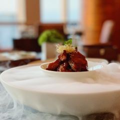 YUE JING XUAN User Photo