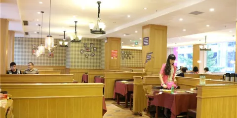 吉布魯牛排海鮮自助(大英商業街店)