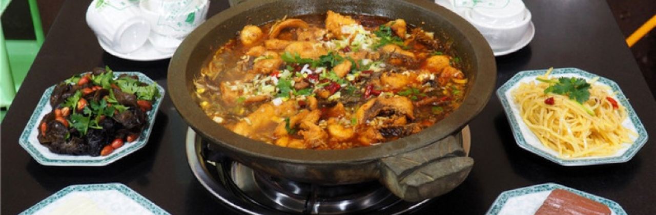 蔡记石锅鱼·小龙虾(四季花城店)