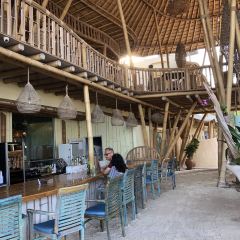 Pearl Beach Lounge User Photo