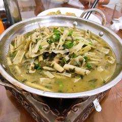 鱼迷土菜馆·十八年老店 User Photo