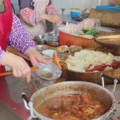 Lao Ye Braised Pork with Steamed Glutinous Rice User Photo