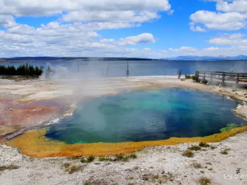 A Guide to make the most of Your Visit to Yellowstone National Park