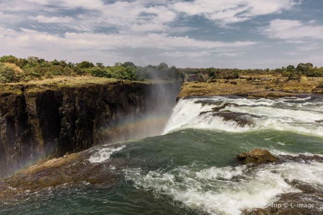 Top-10 Scariest Nature Adventures You Can Visit for Halloween 2021
