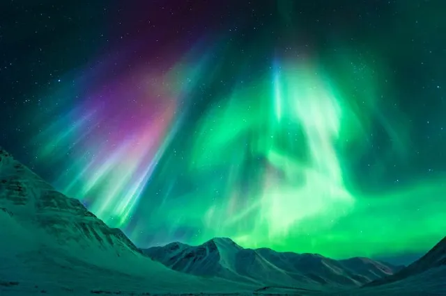 Northern light and Nature: Awesome Guide to Alaska