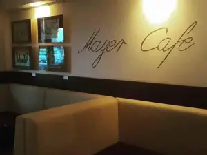 Mayer cafe
