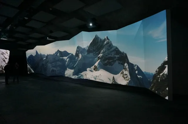 Jungfrau, at 4,158 Meters Above Sea Level, Is Known As The "Europe's Peak", and Is Recommended by Many Travel Guides