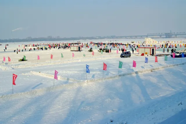 The Powerful Harbin Winter Experience with Limited Sunlight