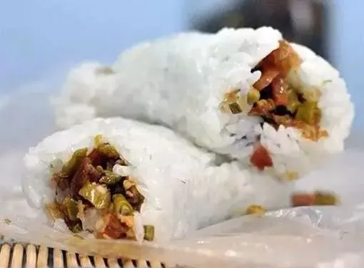 Traditional Shanghai Street Food: Shanghai Cuisine Bucket List 2025