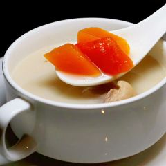 YUE HIN User Photo