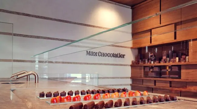 Top Restaurants in Lucerne: Cheese Fondue, Steak, Afternoon Tea