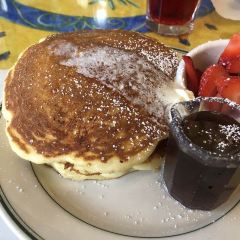 Mama's On Washington Square User Photo