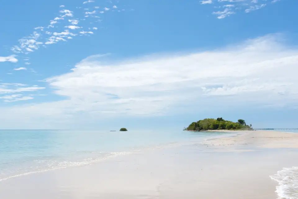 5_Pom Pom Island
