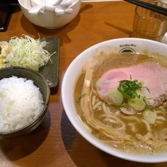 Suguru User Photo