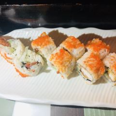 sushi e ảnh của người dùng