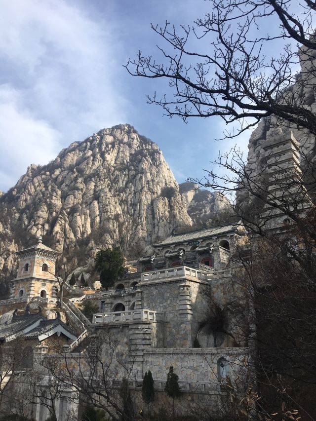 싼황자이(삼황채)