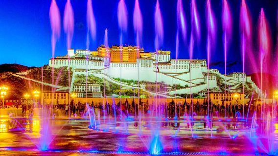 Potala Palace Square