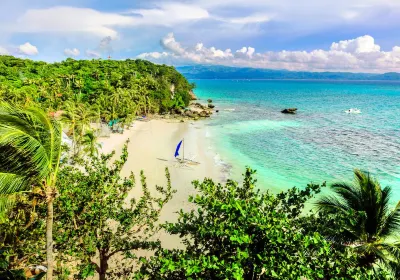 Diniwid Beach