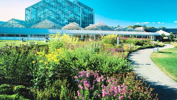Frederik Meijer Gardens & Sculpture Park
