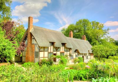 Anne Hathaway's Cottage & Gardens