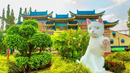 Cat Statue, Kuching, Sarawak.