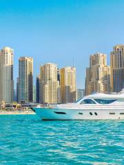 Dubai Yacht Tourism