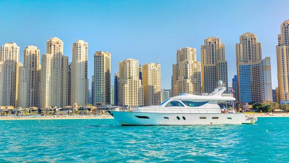 Dubai Marina Yacht Cruises
