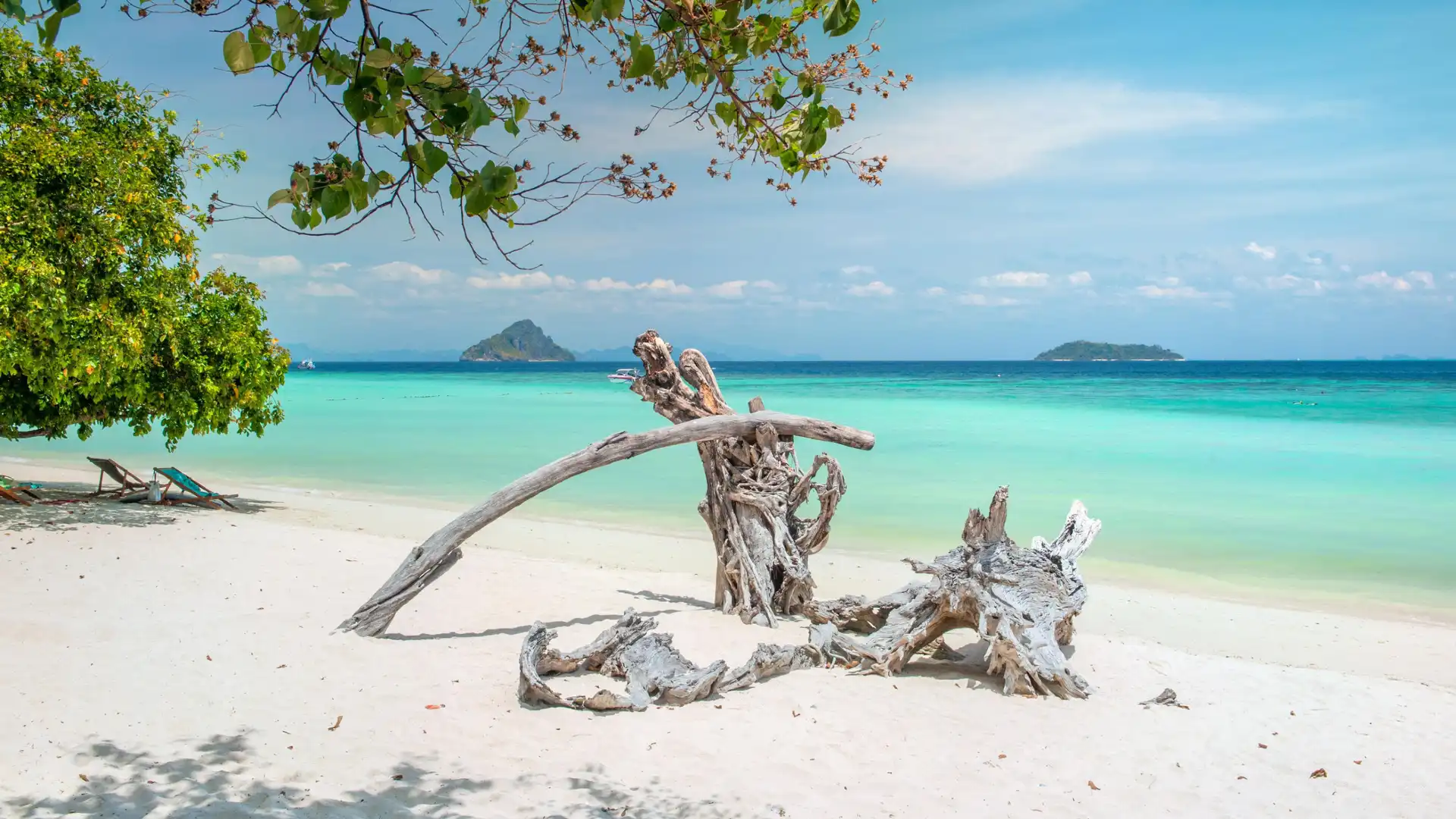 โรงแรมใกล้หาดแหลมตง