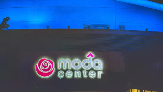 Moda Center