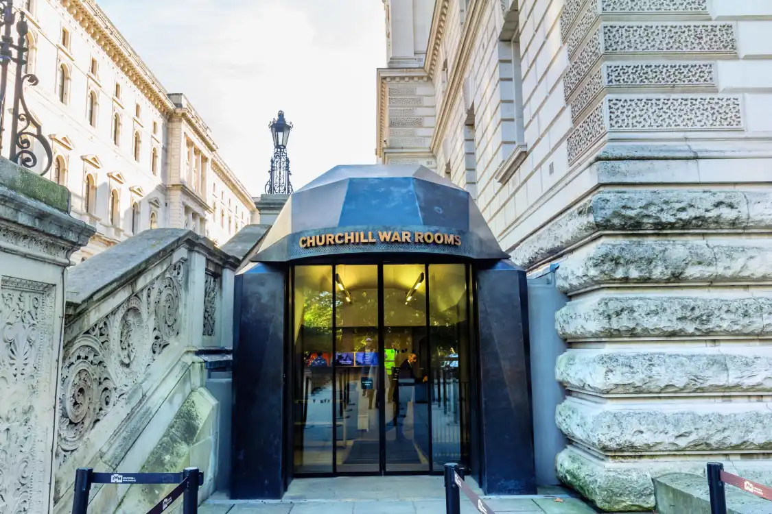 처칠 워룸 주변 호텔