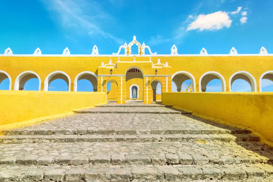 Izamal Colonial Town