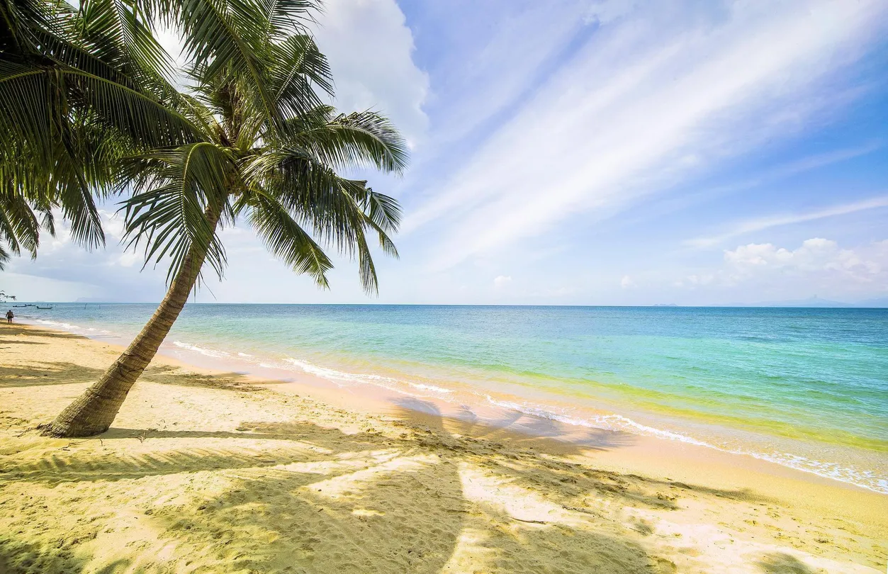 1_Maenam Beach
